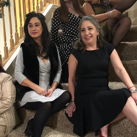 Meet your Posher, Alex - Picture 1 of 1